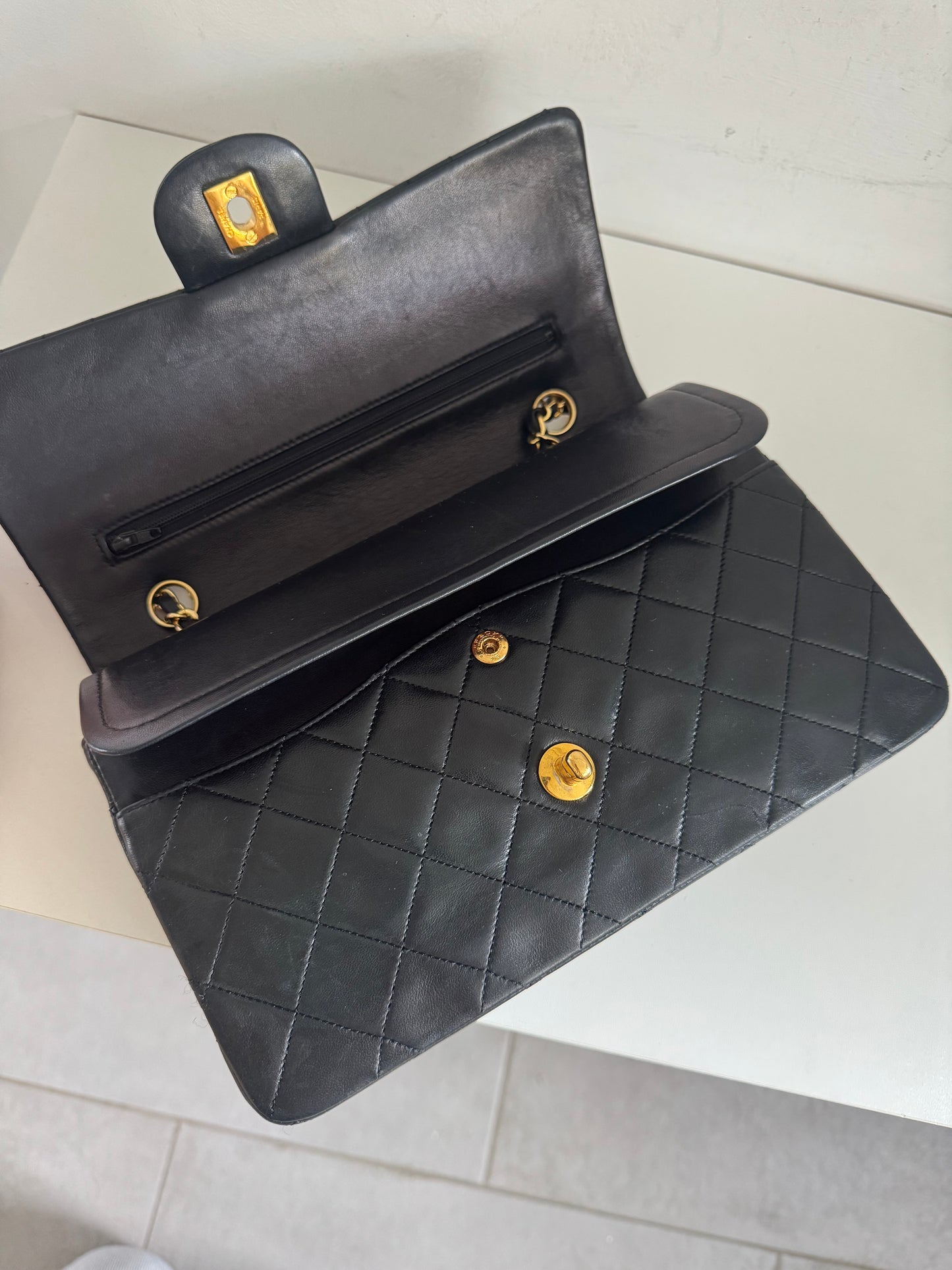 CHANEL Vintage Medium Double Flap Bag