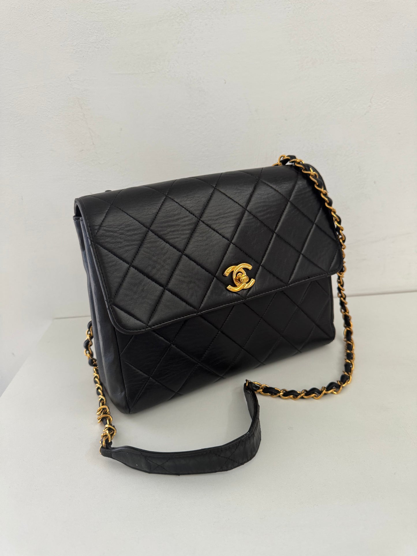 CHANEL Vintage Classic Square Flap Bag