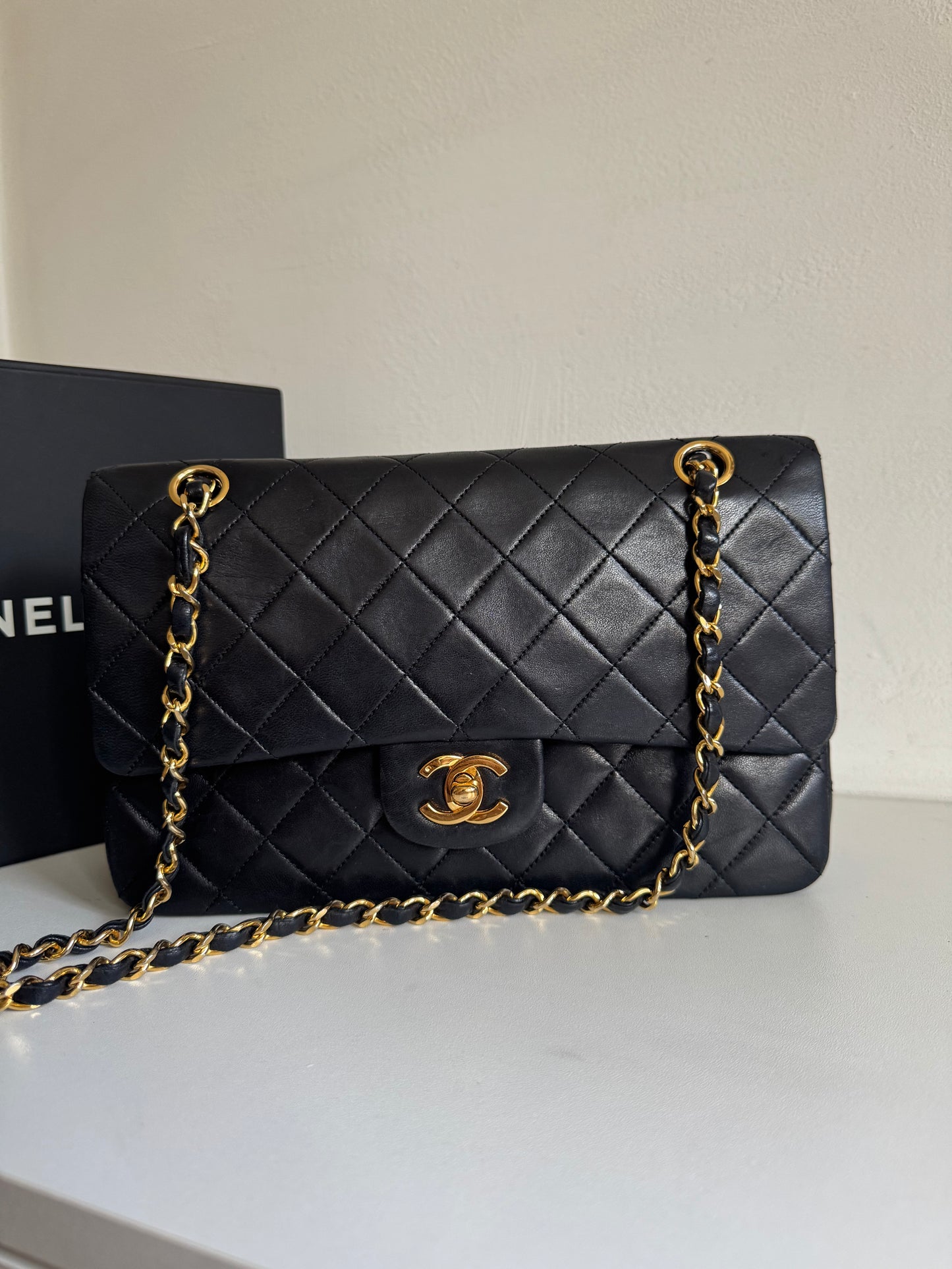 CHANEL Vintage Medium Double Flap Bag