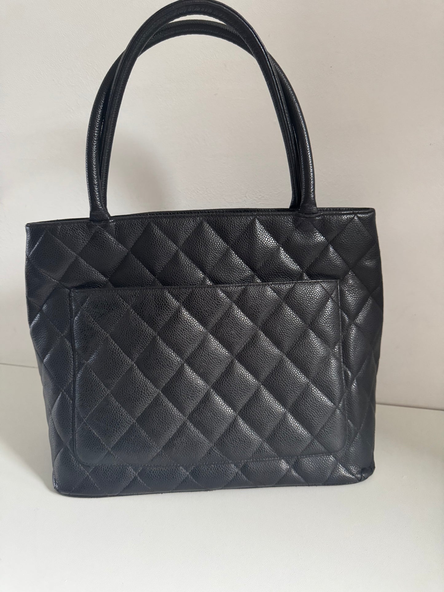 CHANEL Vintage Medium Tote Shopper Bag Caviar