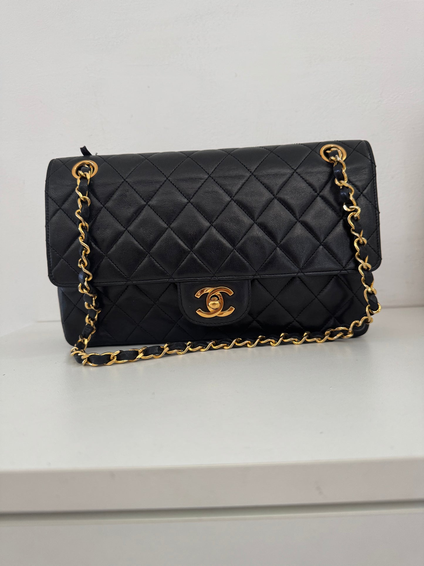 CHANEL Vintage Medium Double Flap Bag