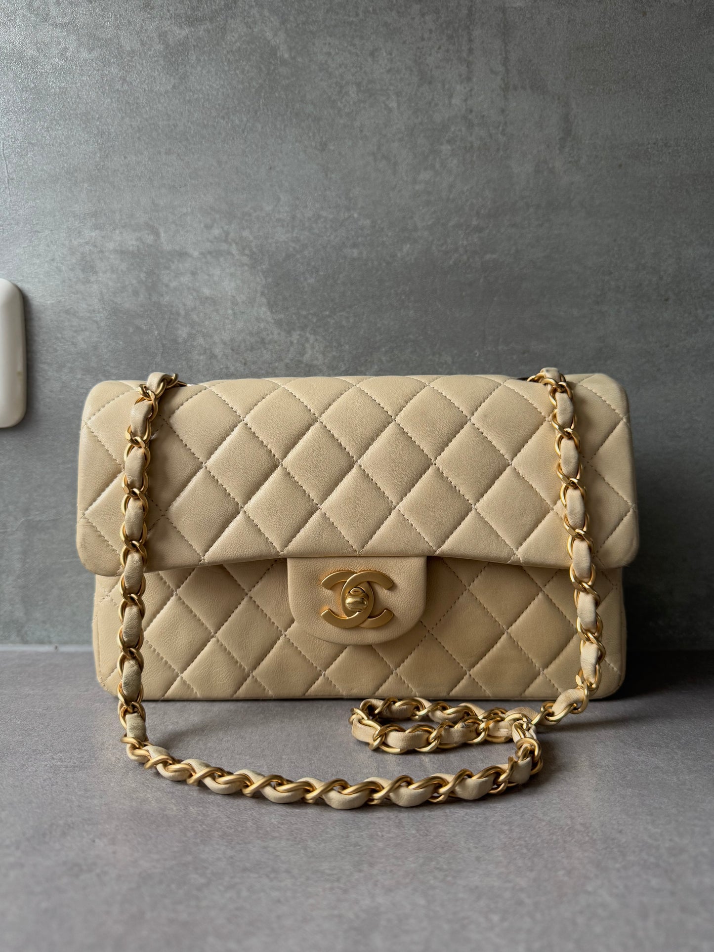 CHANEL Vintage Classic Small Double Flap Bag