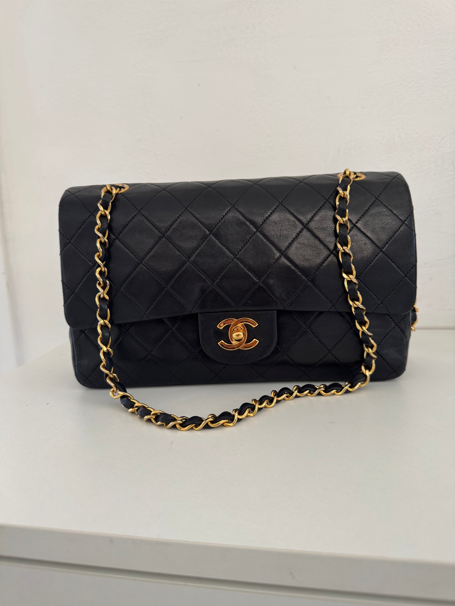 CHANEL Vintage Medium Double Flap Bag
