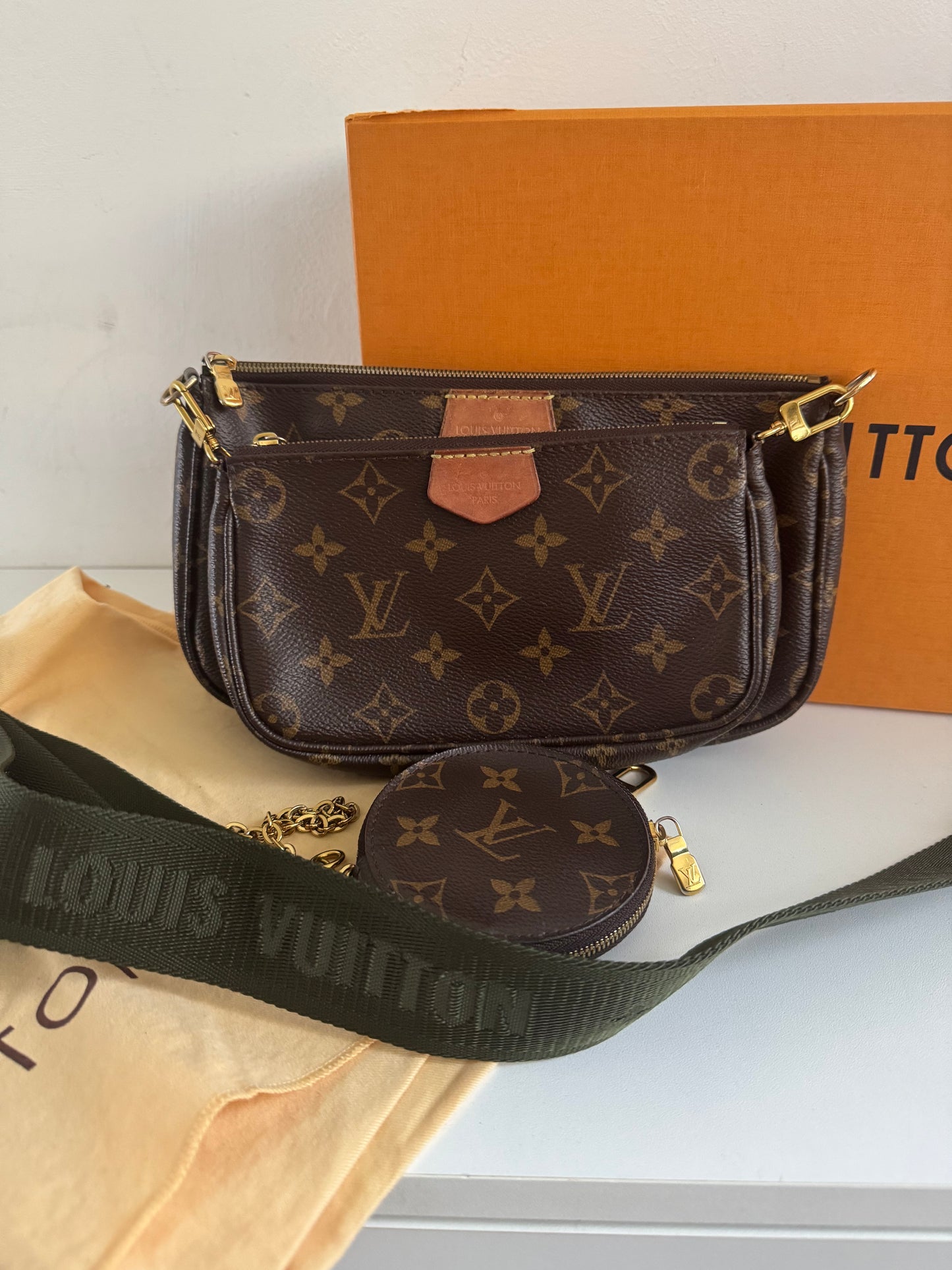 LOUIS VUITTON SAC Multi Pochette Monogram Canvas