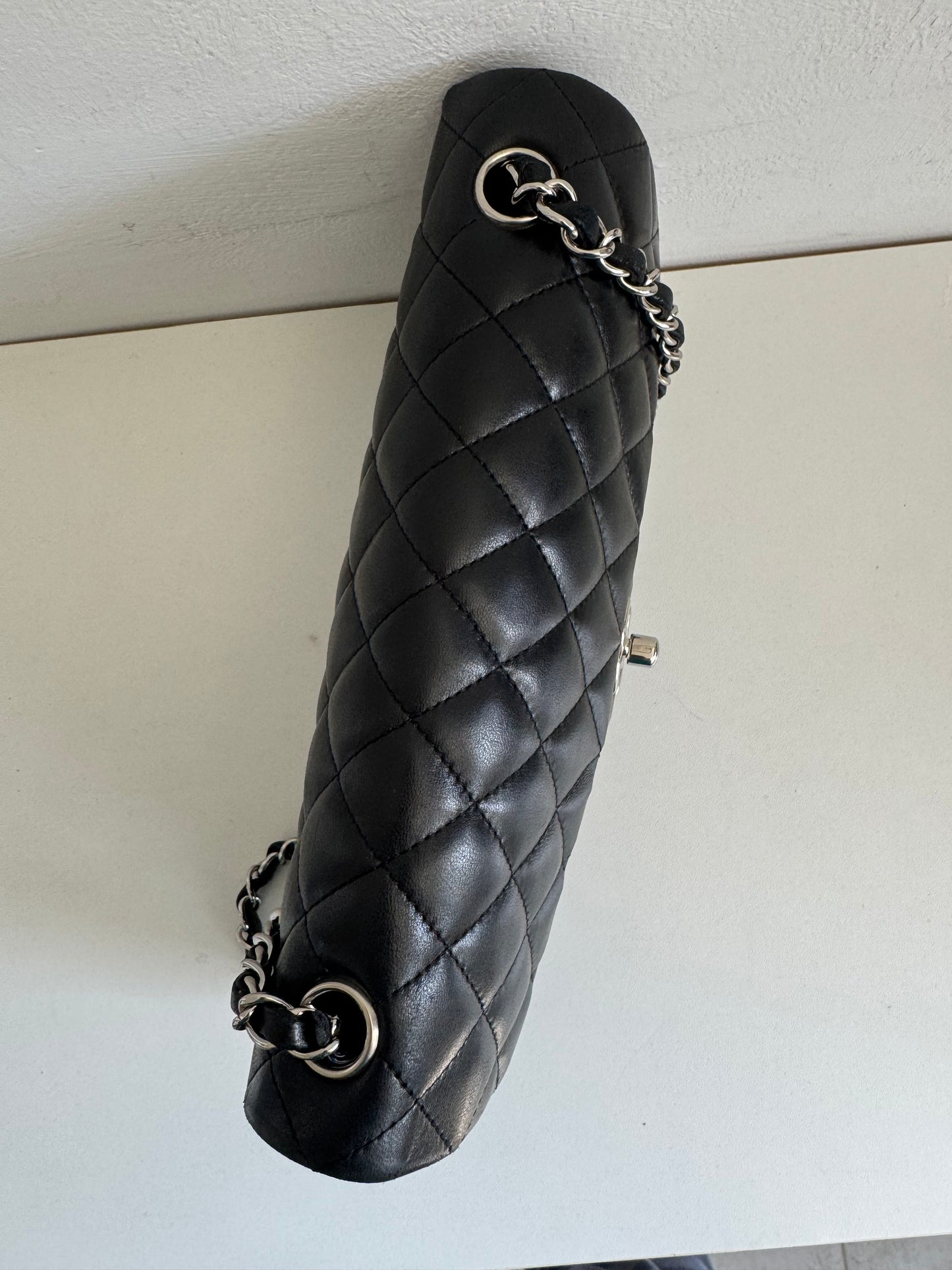 CHANEL Vintage East West Baguette Single Flap Bag bar