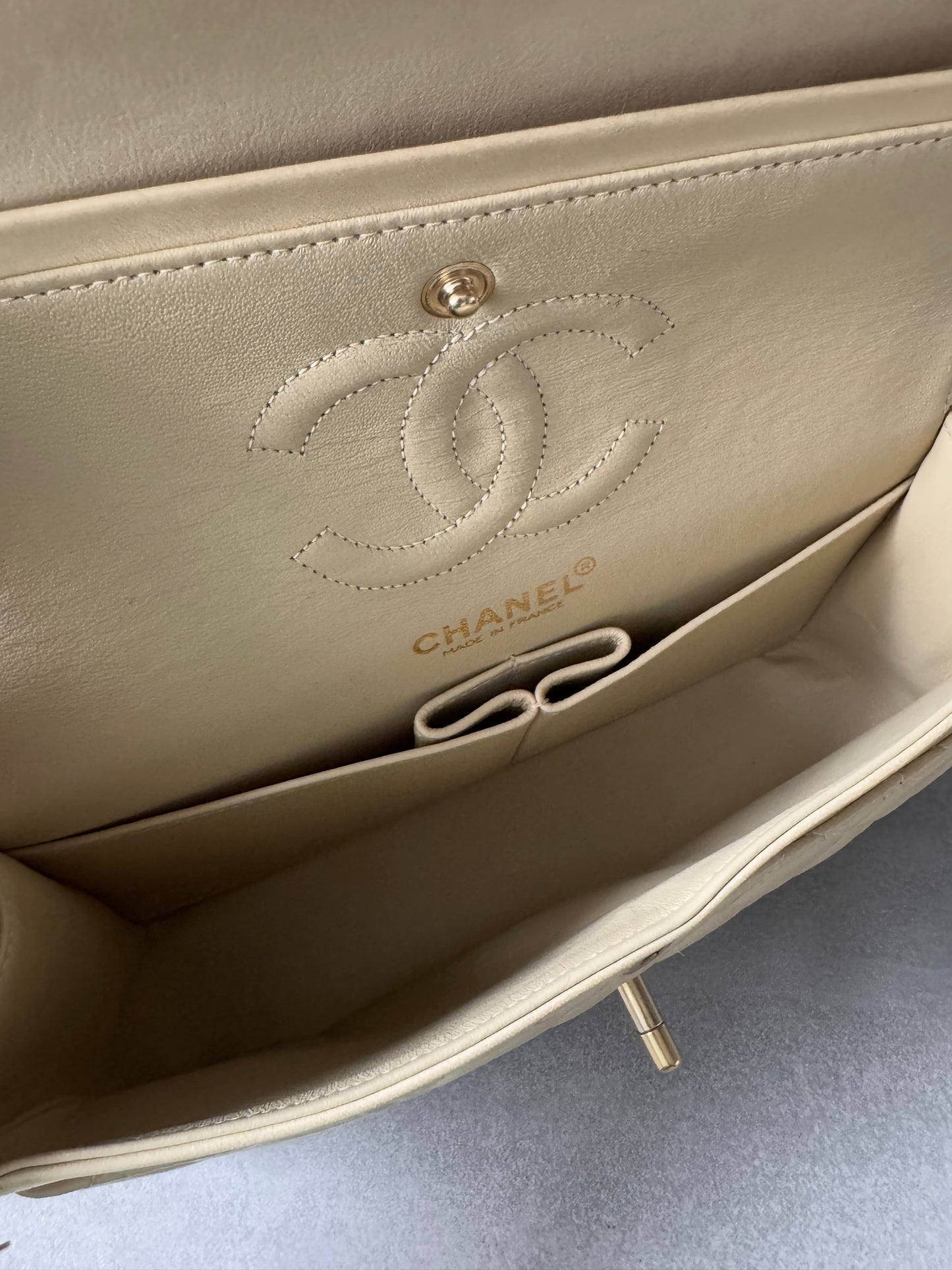 CHANEL Vintage Classic Small Double Flap Bag