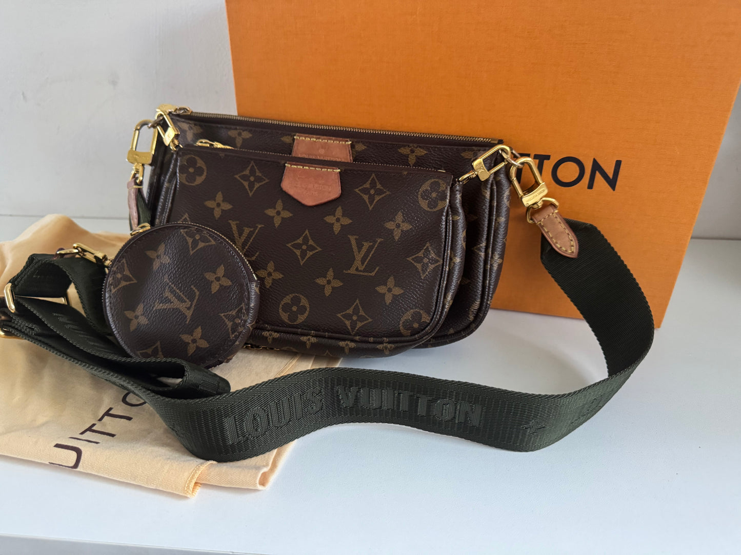 LOUIS VUITTON SAC Multi Pochette Monogram Canvas