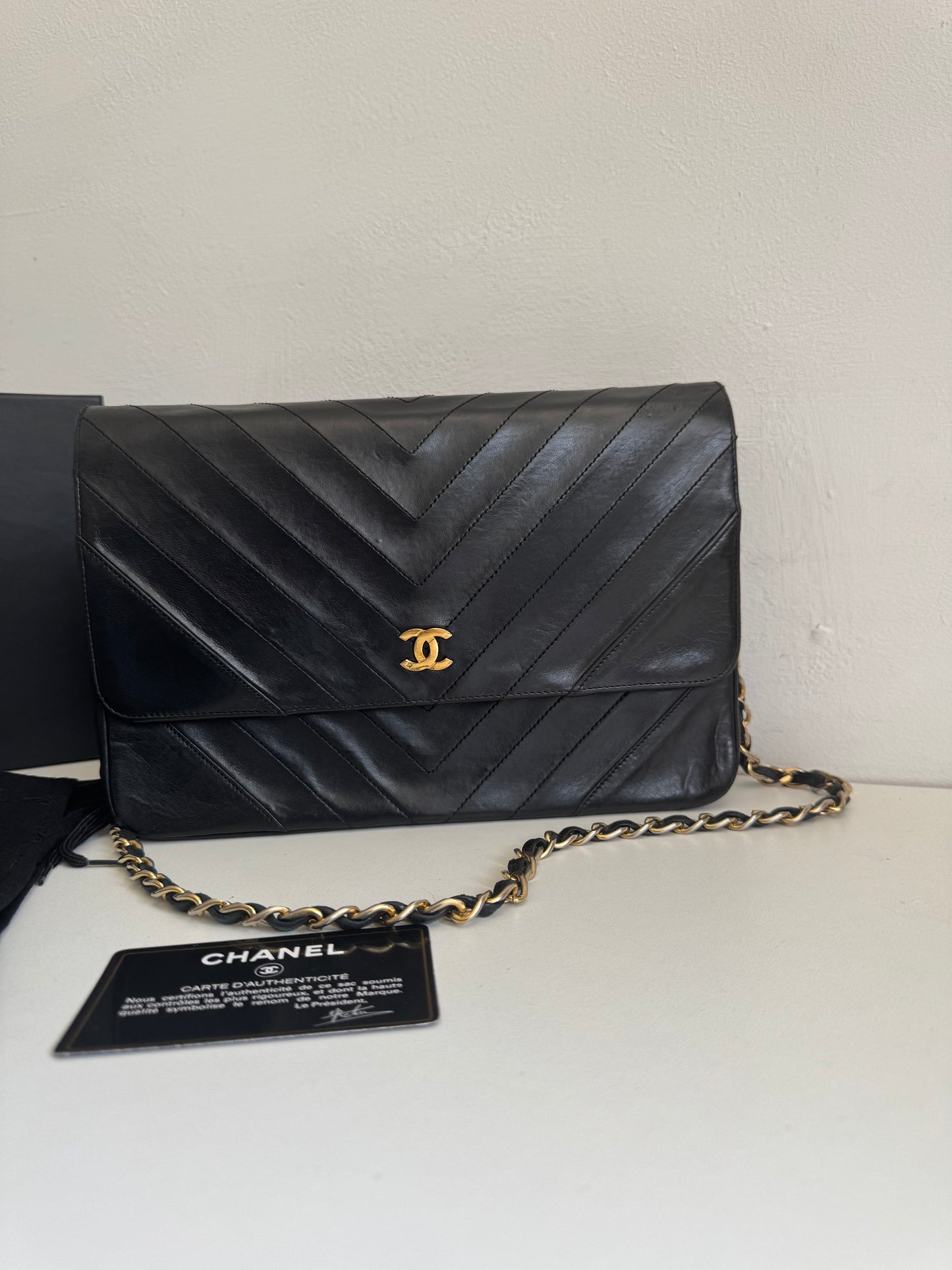 CHANEL Vintage Chevron Single Full Flap Bag