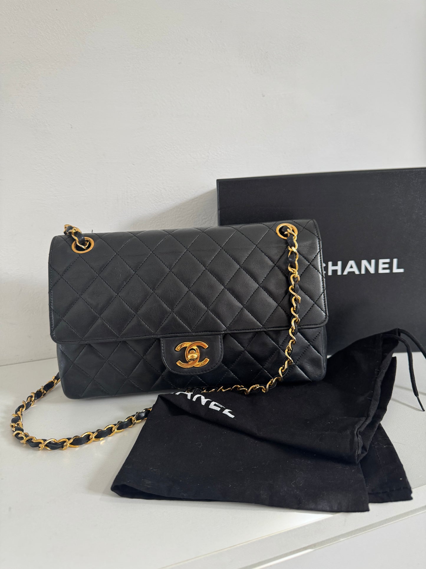 CHANEL Vintage Medium Double Flap Bag