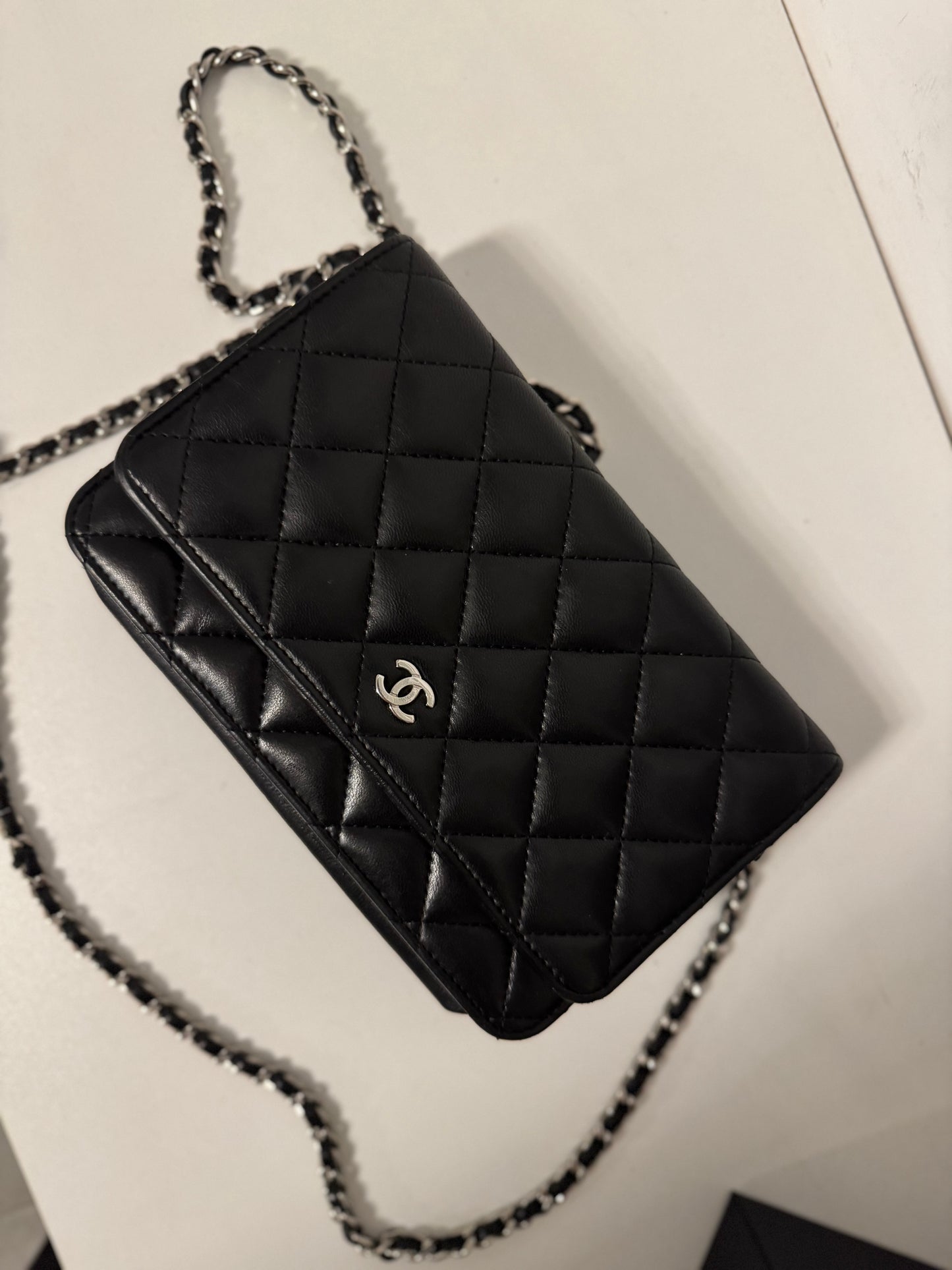 CHANEL Classic Wallet on Chain "WOC"