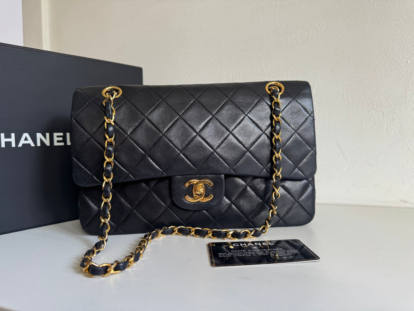 CHANEL Vintage Medium Double Flap Bag