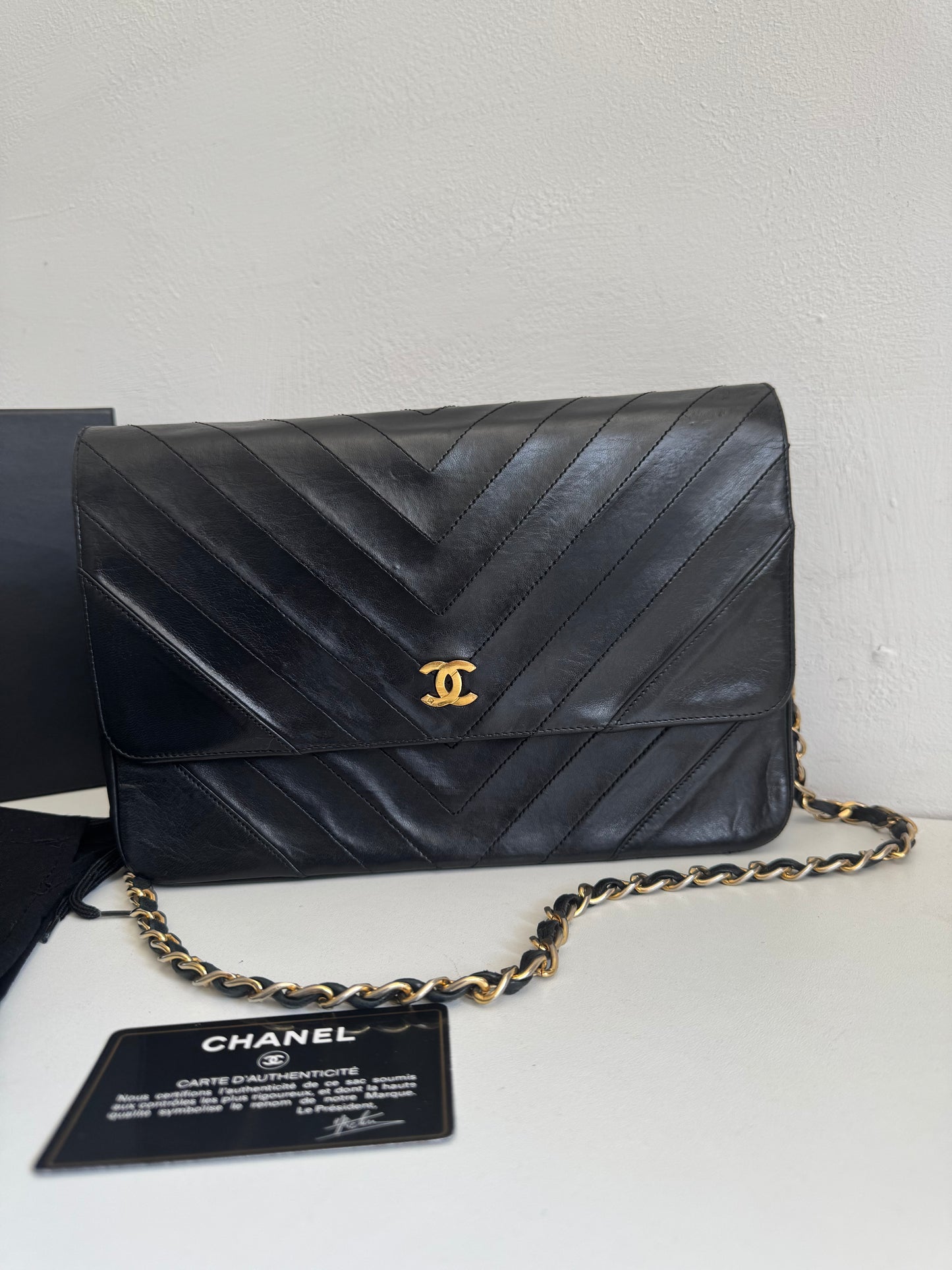 CHANEL Vintage Chevron Single Full Flap Bag