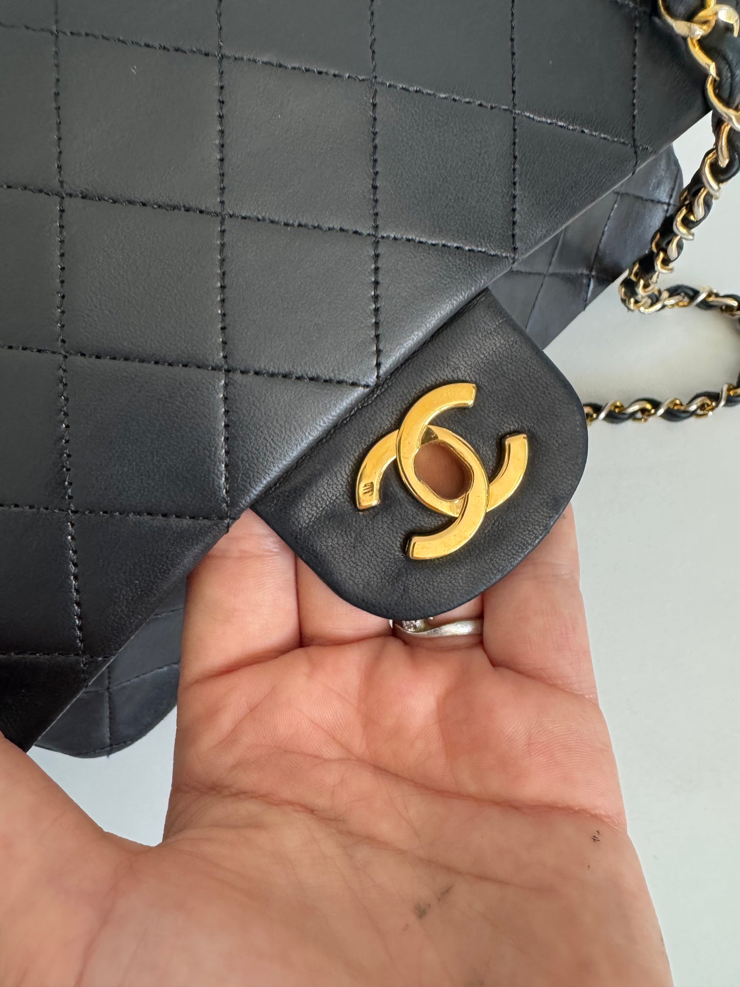 CHANEL Vintage Medium Double Flap Bag