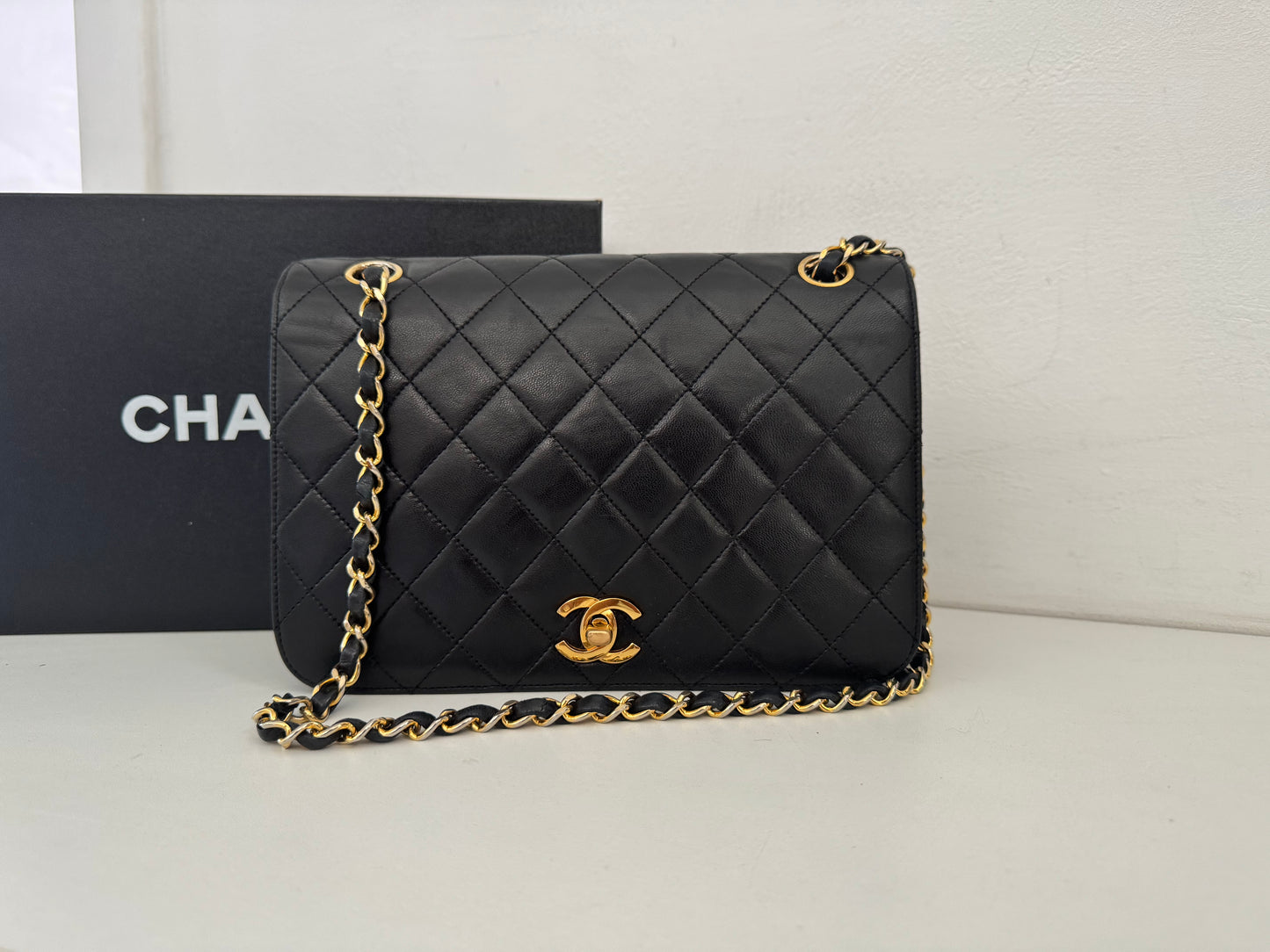 CHANEL Vintage Medium Full Flap Bag