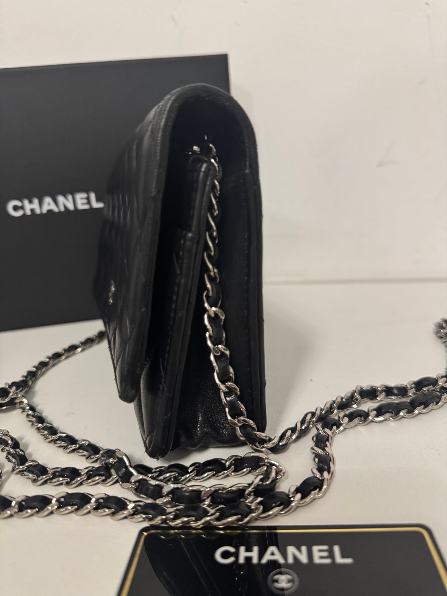 CHANEL Classic Wallet on Chain "WOC"