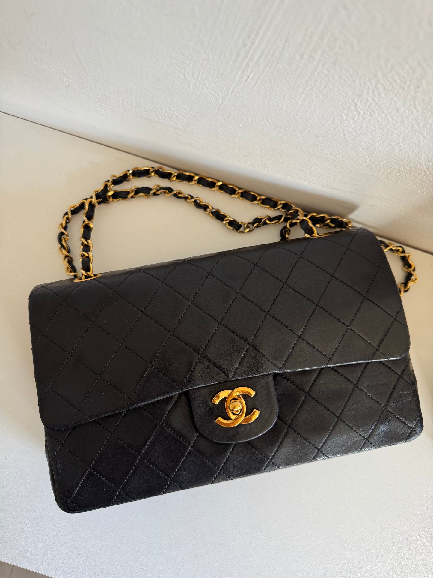 CHANEL Vintage Medium Double Flap Bag