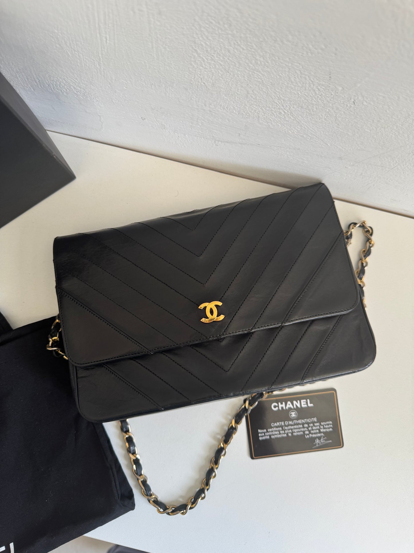 CHANEL Vintage Chevron Single Full Flap Bag