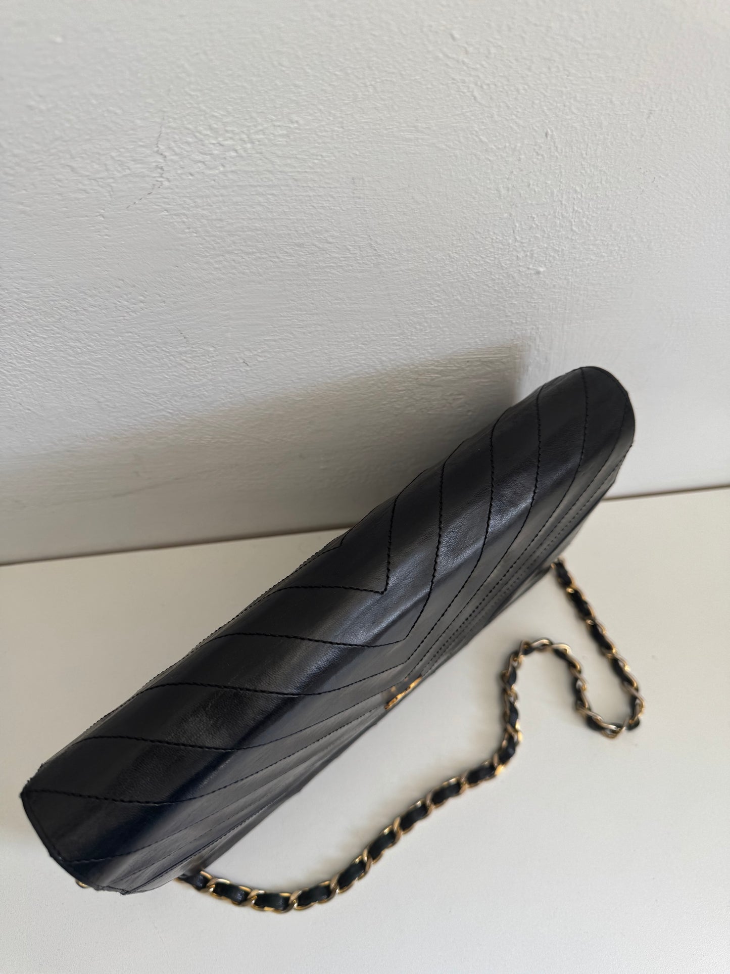 CHANEL Vintage Chevron Single Full Flap Bag