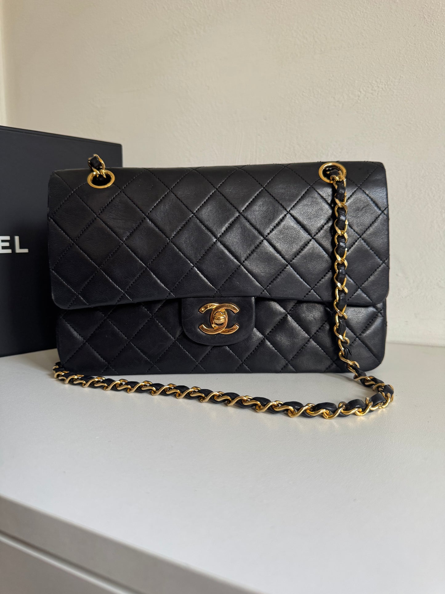 CHANEL Vintage Medium Double Flap Bag