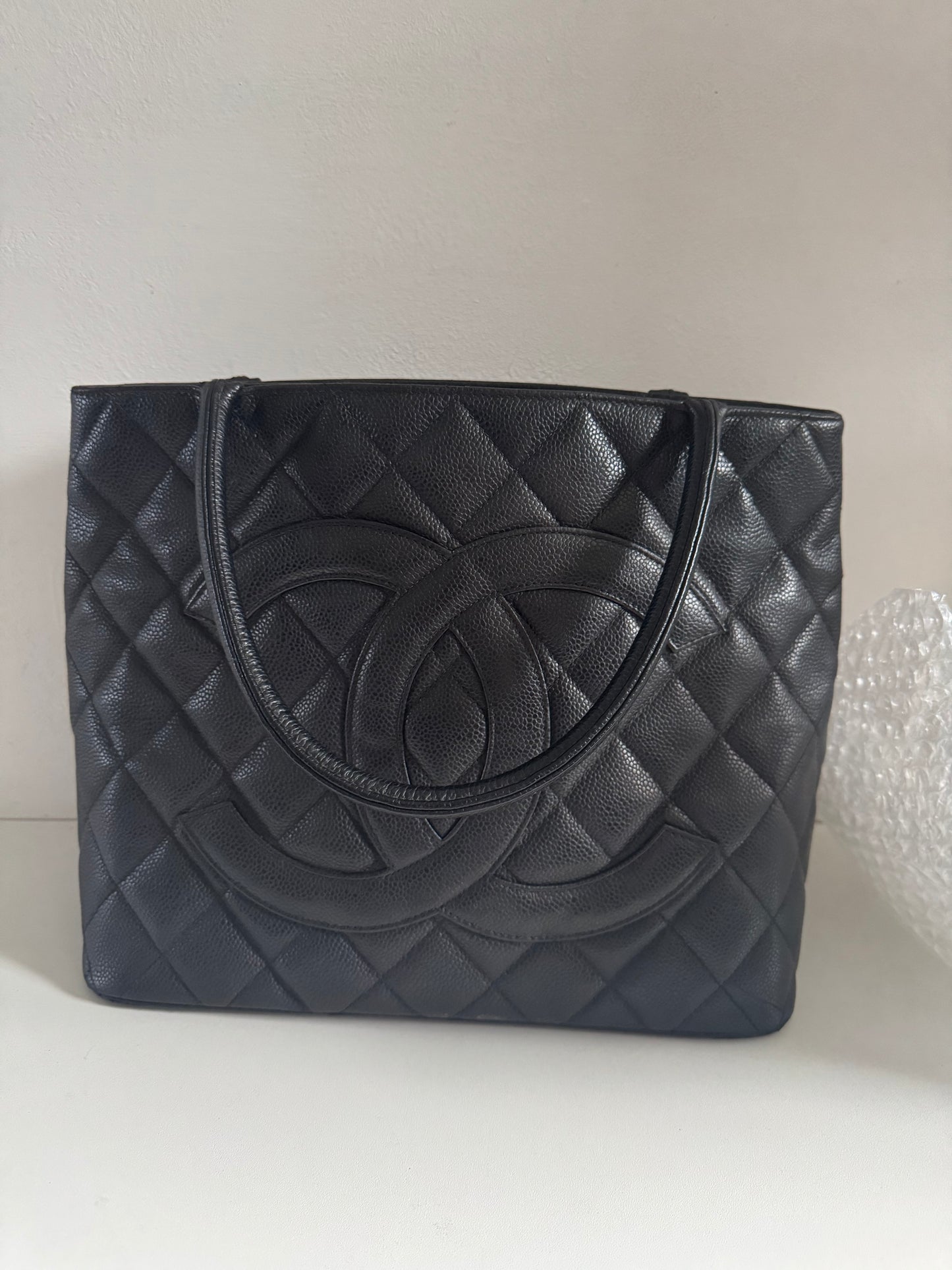 CHANEL Vintage Medium Tote Shopper Bag Caviar