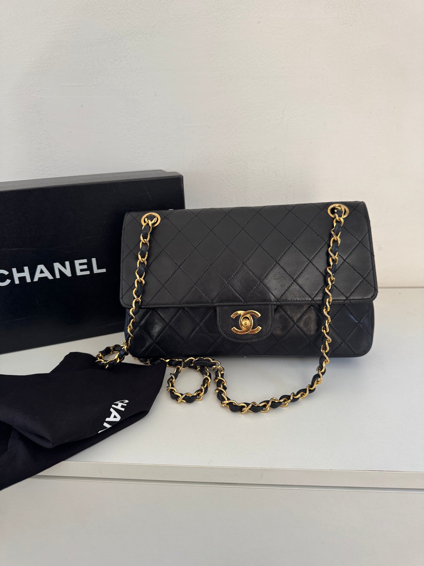 CHANEL Vintage Medium Double Flap Bag
