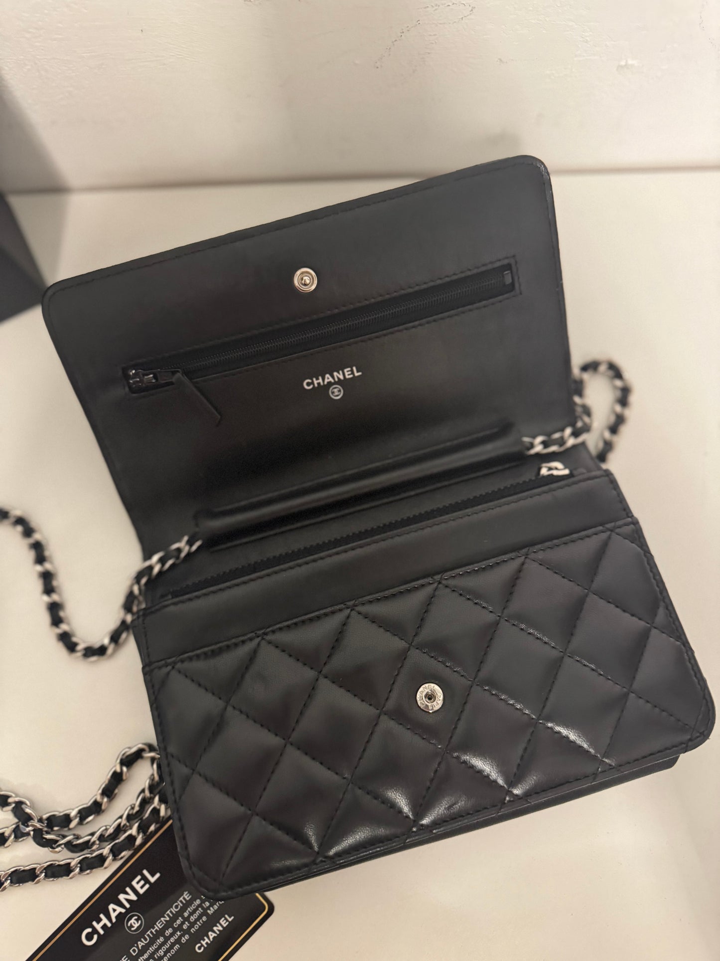 CHANEL Classic Wallet on Chain "WOC"