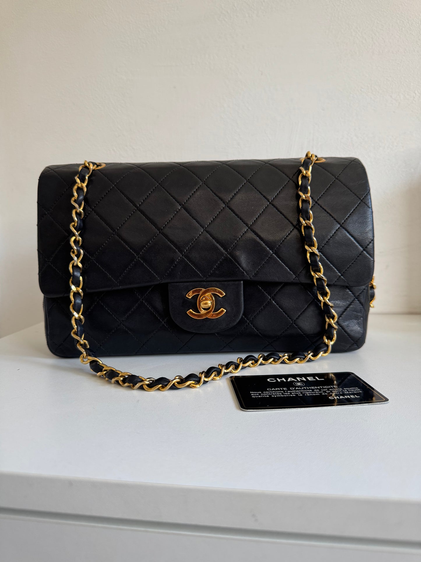 CHANEL Vintage Medium Double Flap Bag
