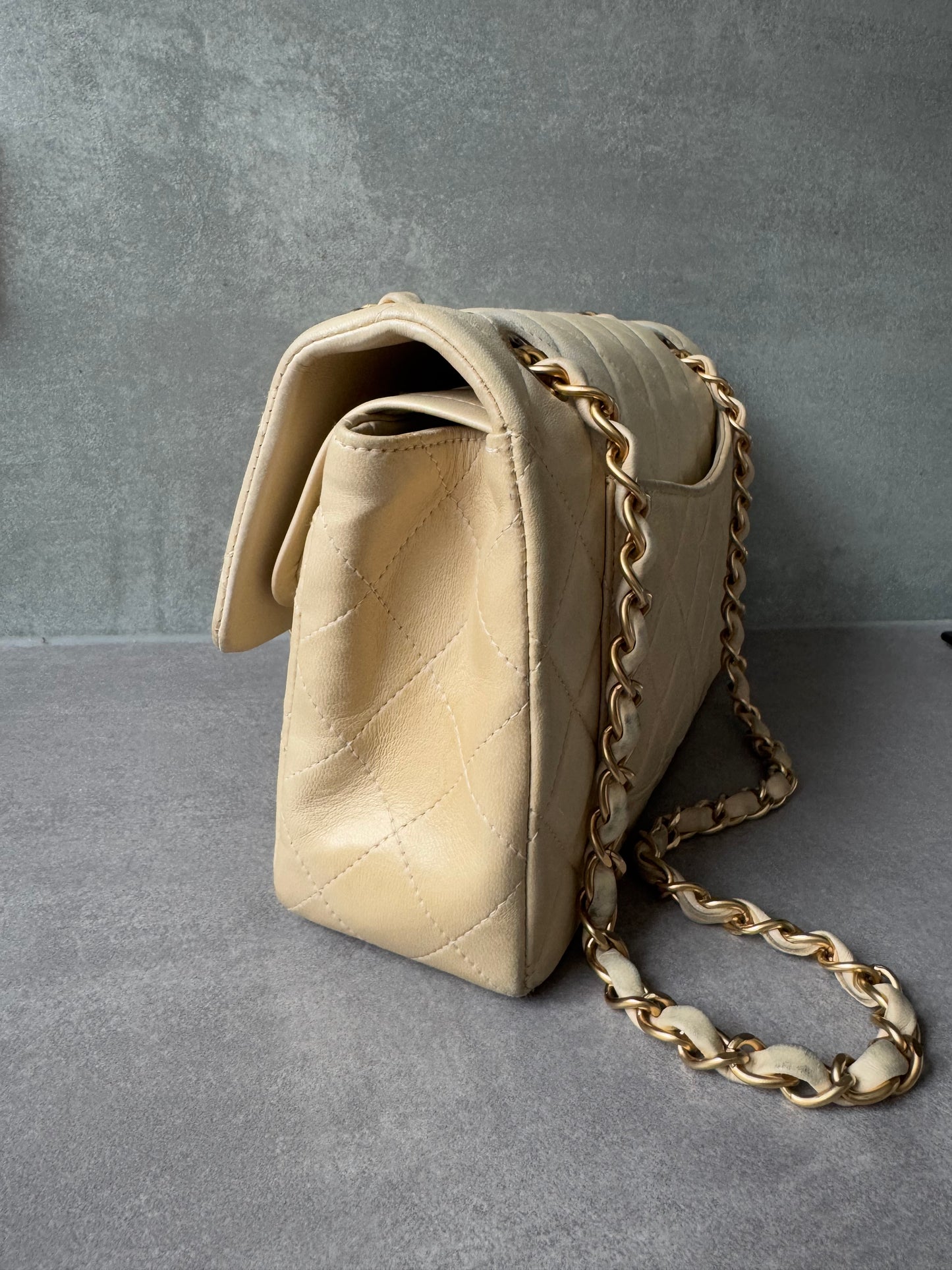 CHANEL Vintage Classic Small Double Flap Bag