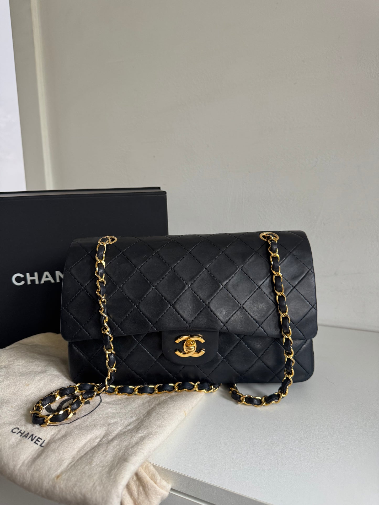 CHANEL Vintage Medium Double Flap Bag