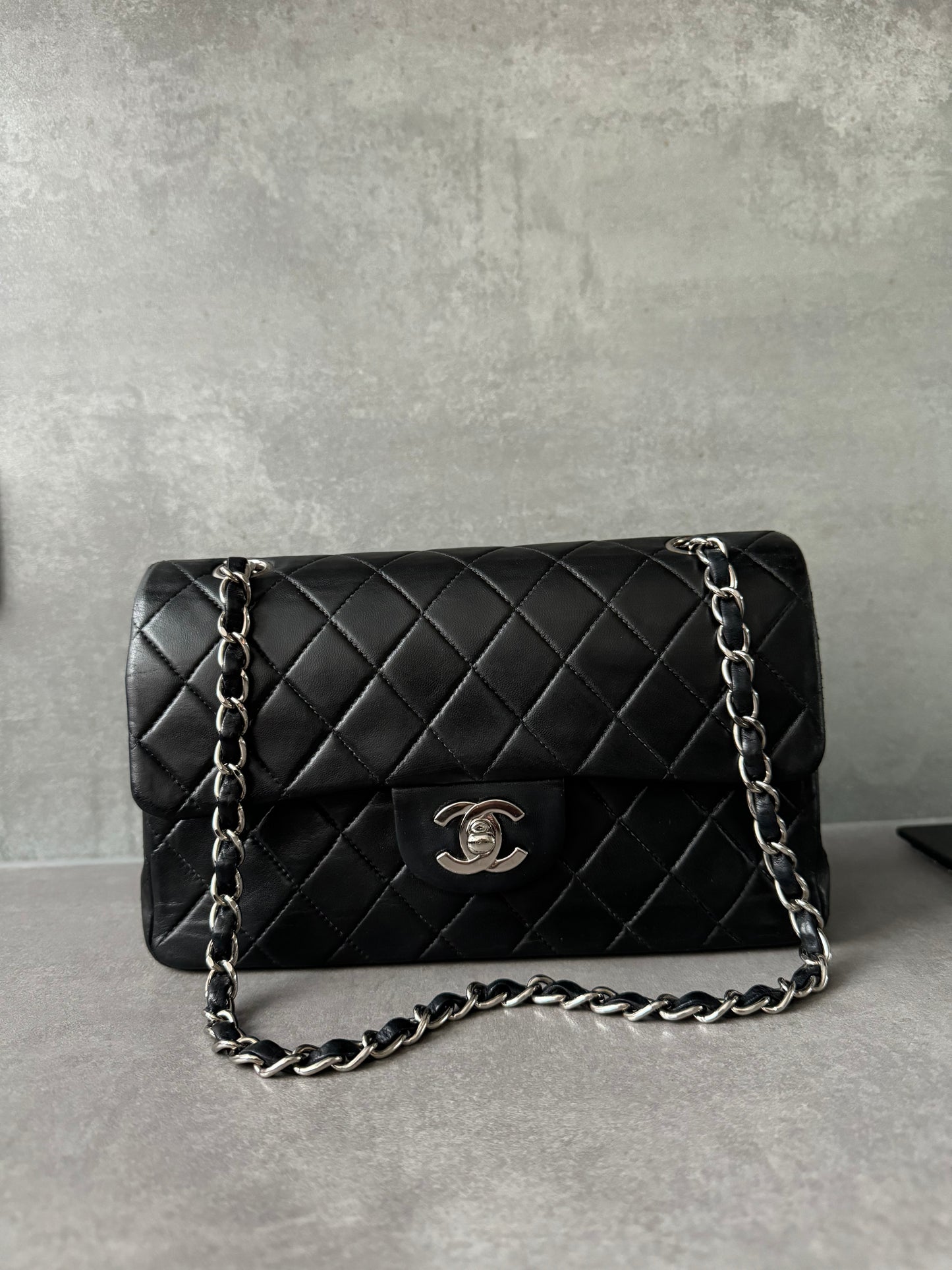 CHANEL Vintage Classic Small Double Flap Bag