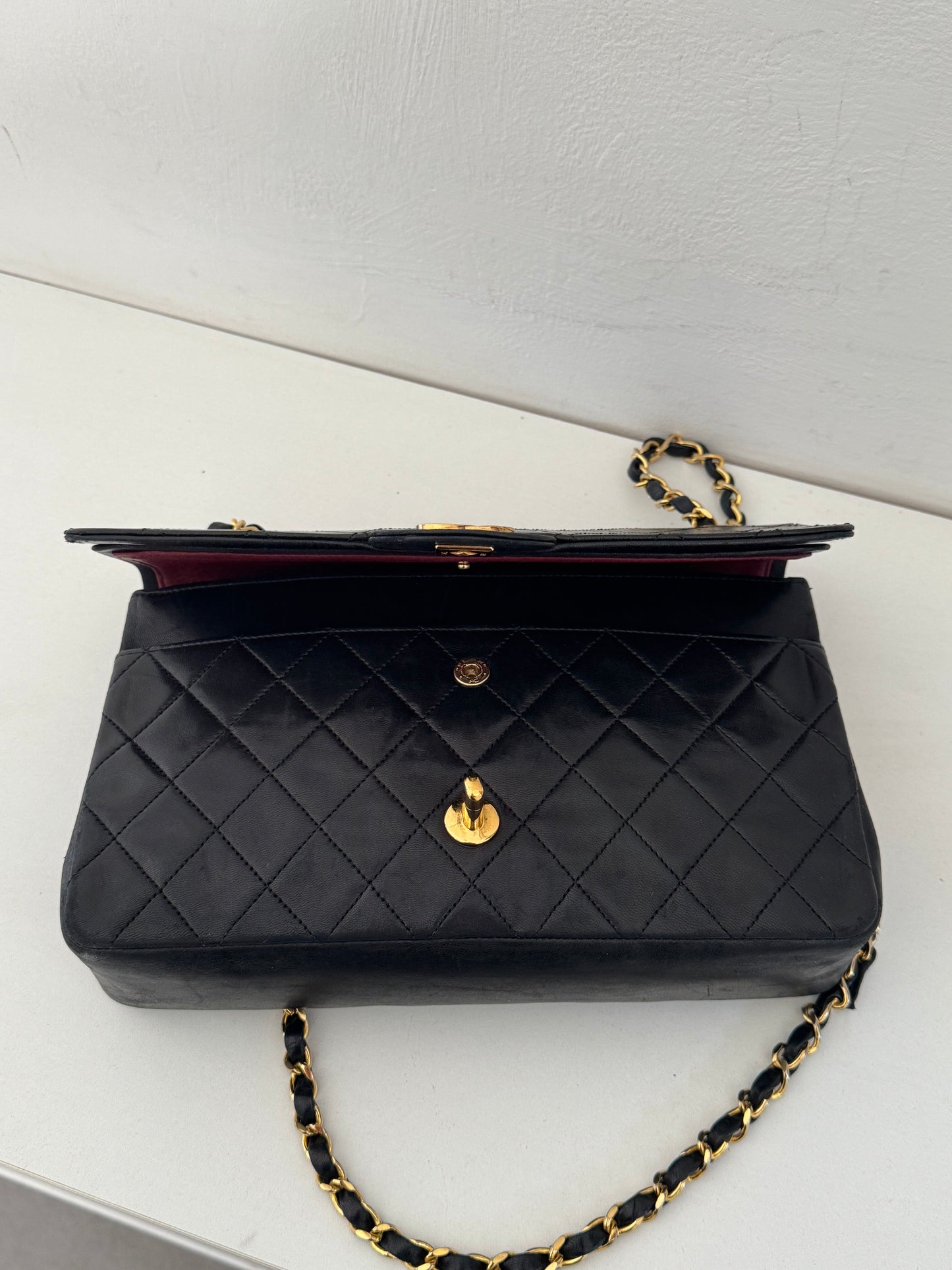 CHANEL Vintage Medium Double Flap Bag