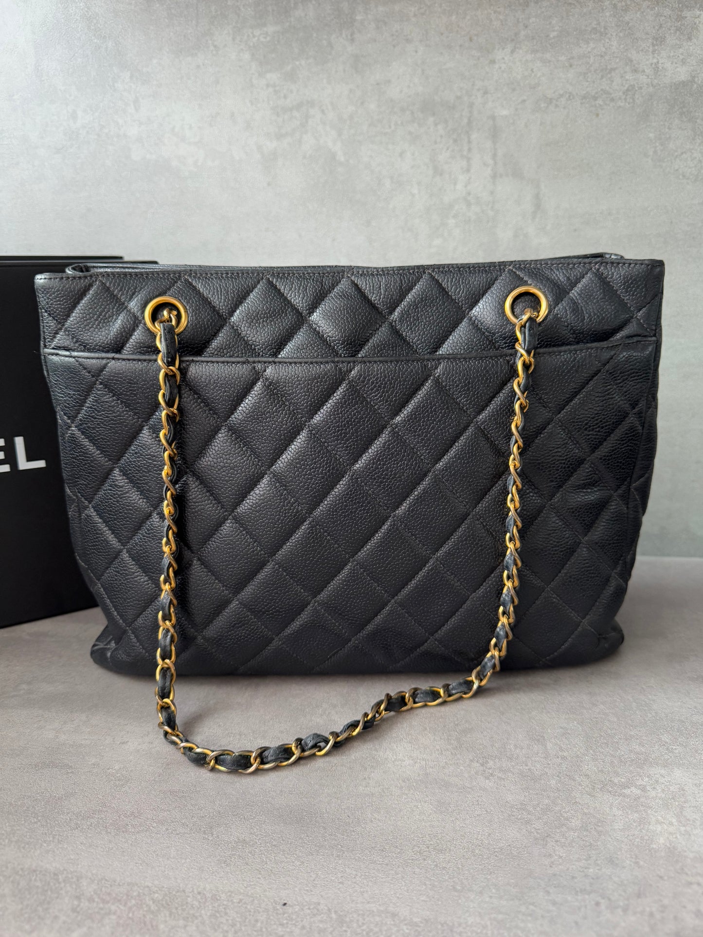 CHANEL Vintage Medium Tote Shopper Bag Caviar