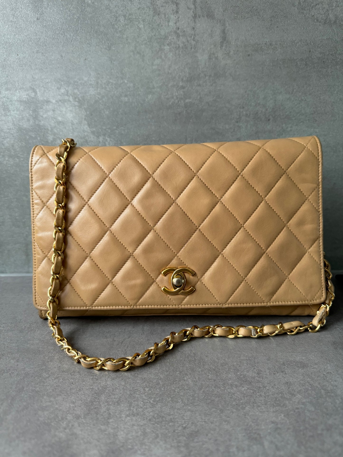 CHANEL Vintage Medium Full Flap Bag