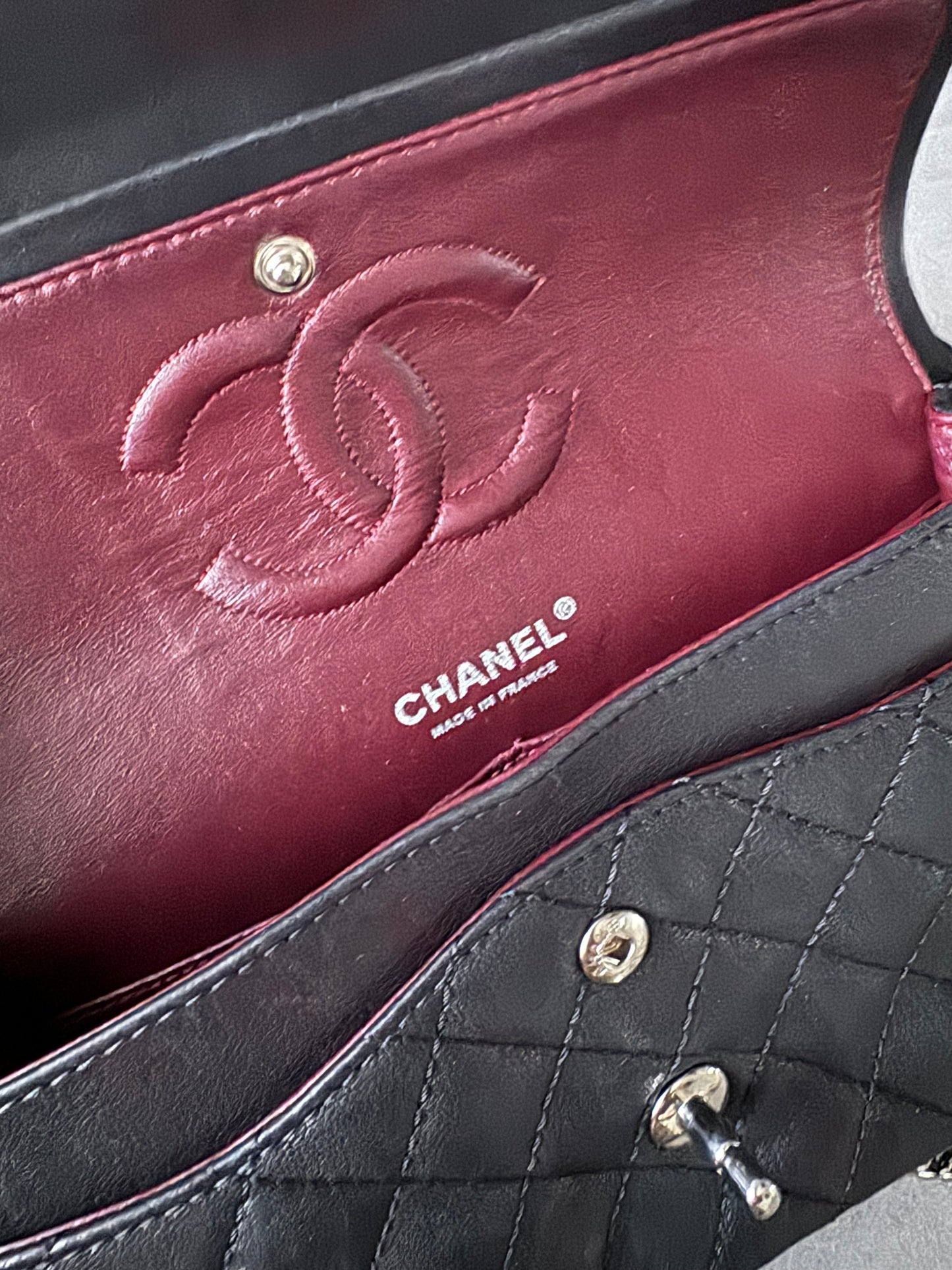 CHANEL Vintage Medium Double Flap Bag