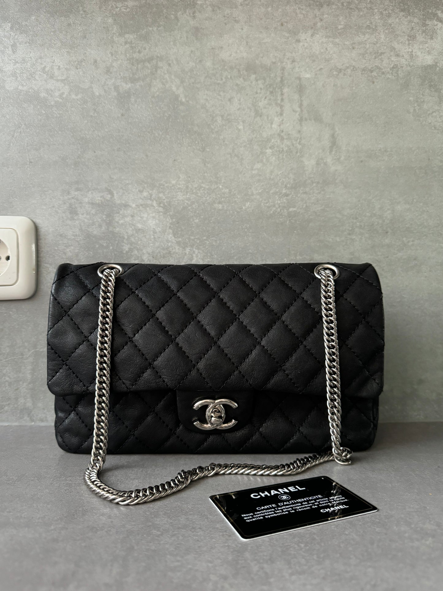 CHANEL Vintage Medium Double Flap Bag