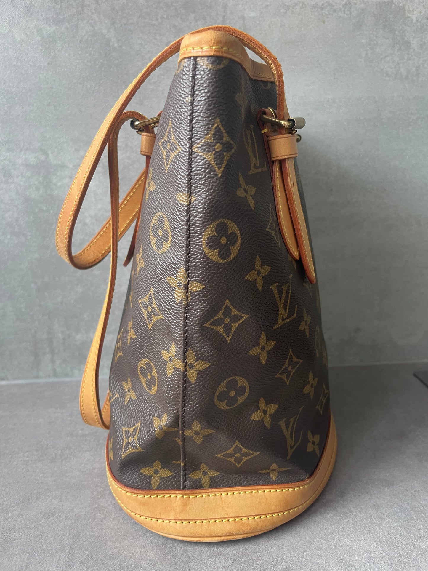 LOUIS VUITTON Noé Bucket Petit SAC  Monogram Canvas