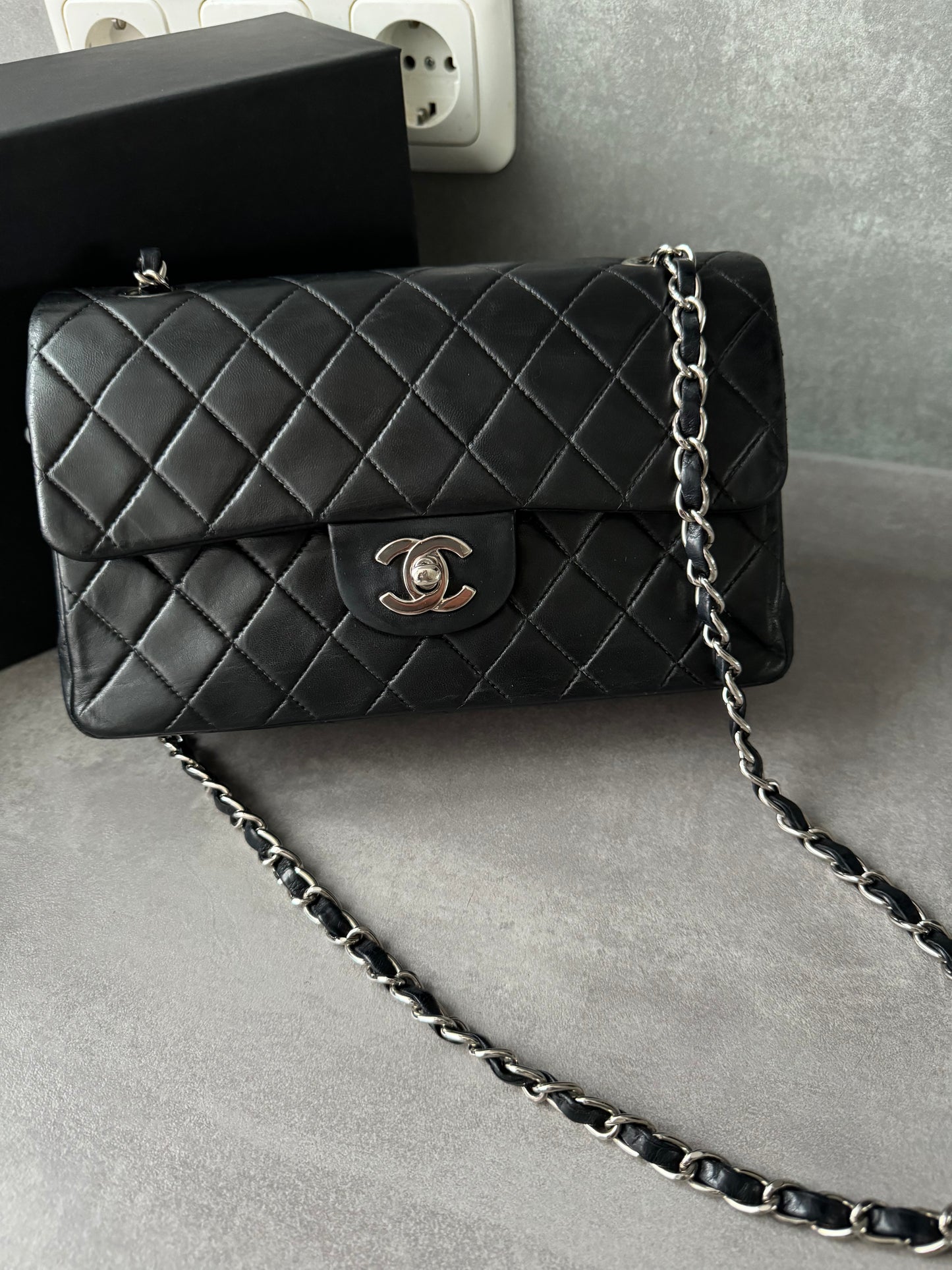 CHANEL Vintage Classic Small Double Flap Bag