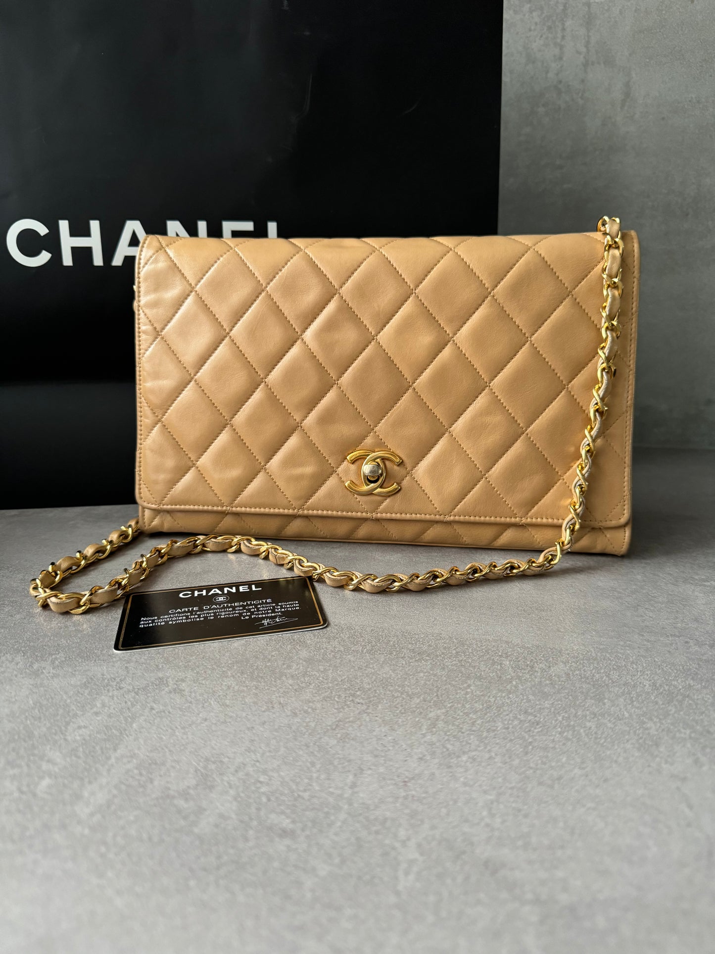 CHANEL Vintage Medium Full Flap Bag