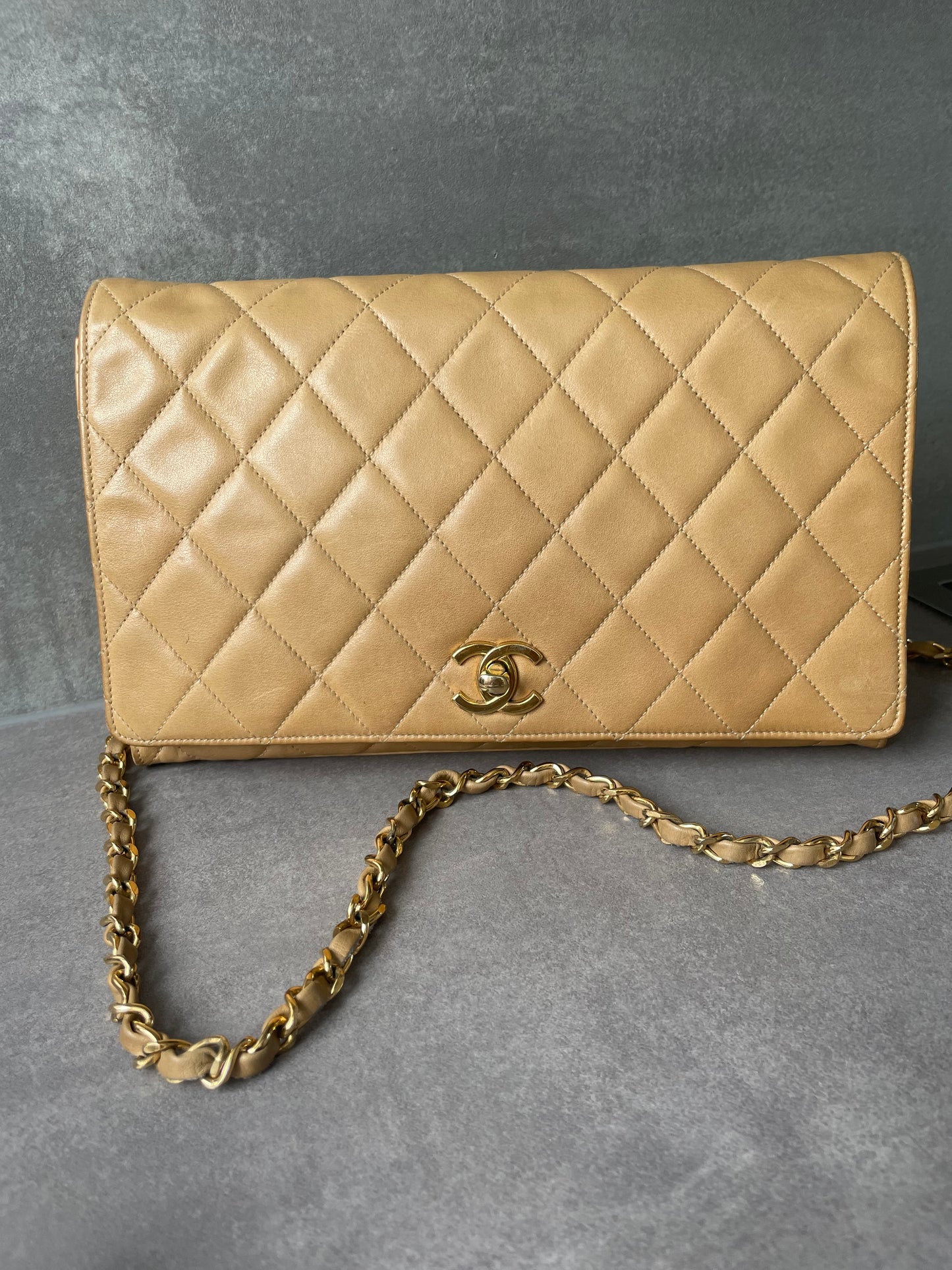 CHANEL Vintage Medium Full Flap Bag