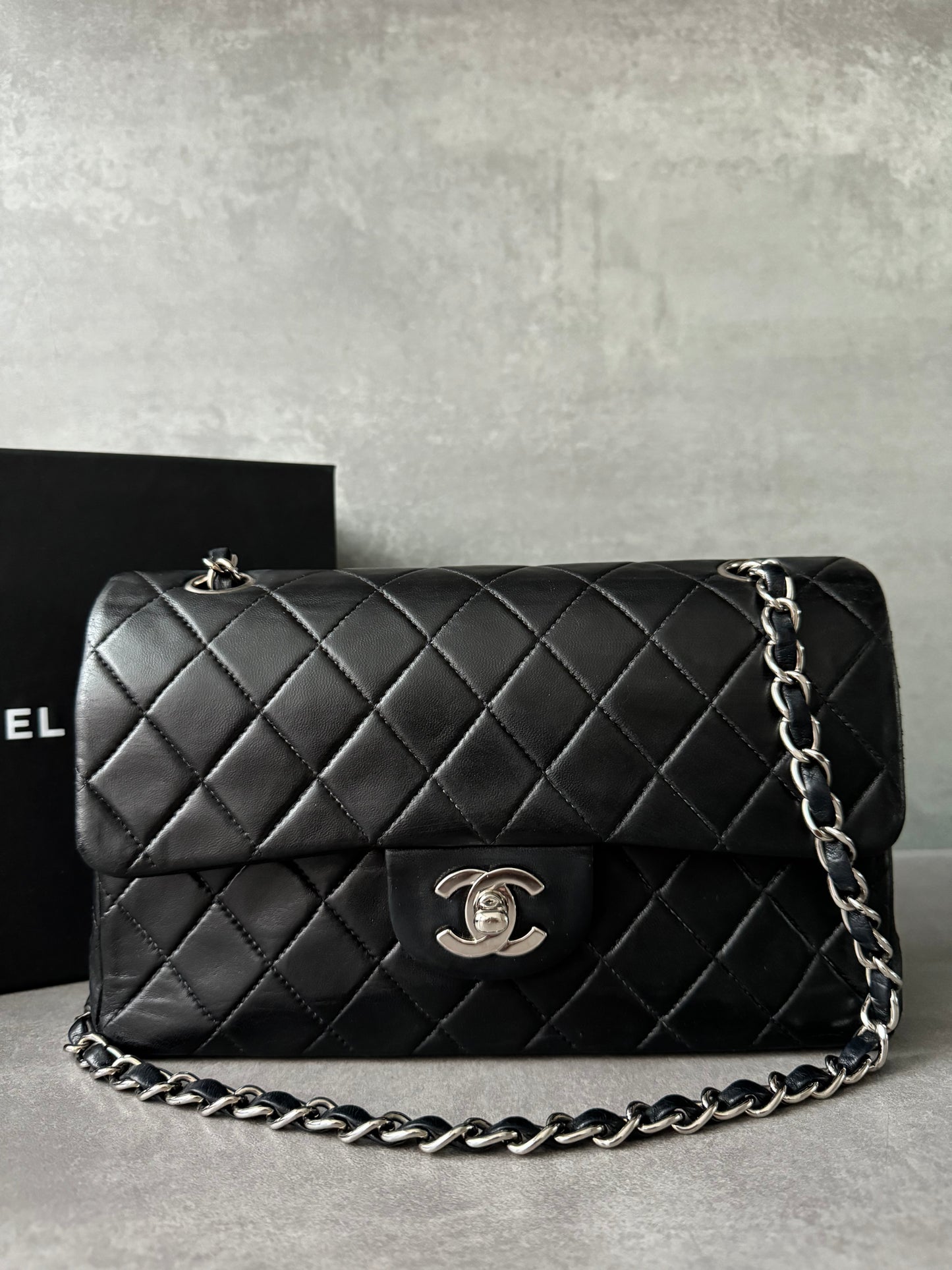 CHANEL Vintage Classic Small Double Flap Bag