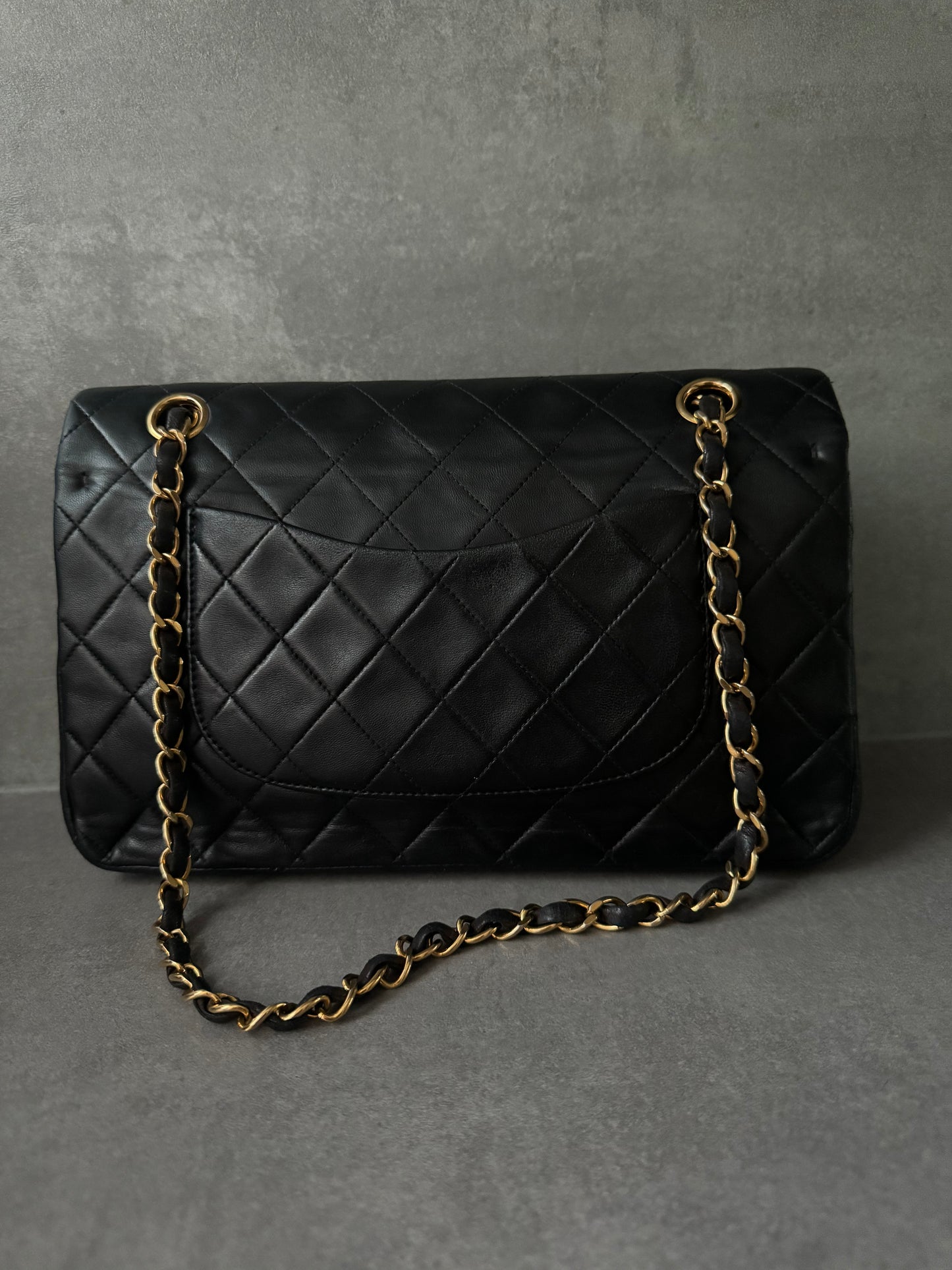 CHANEL Vintage Medium Double Flap Bag