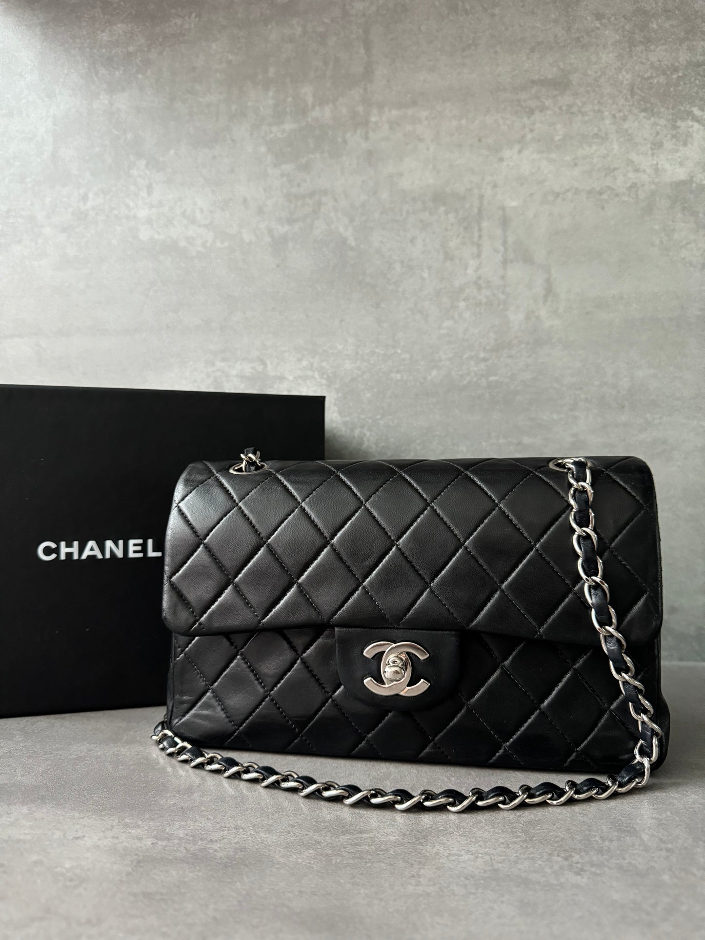 CHANEL Vintage Classic Small Double Flap Bag