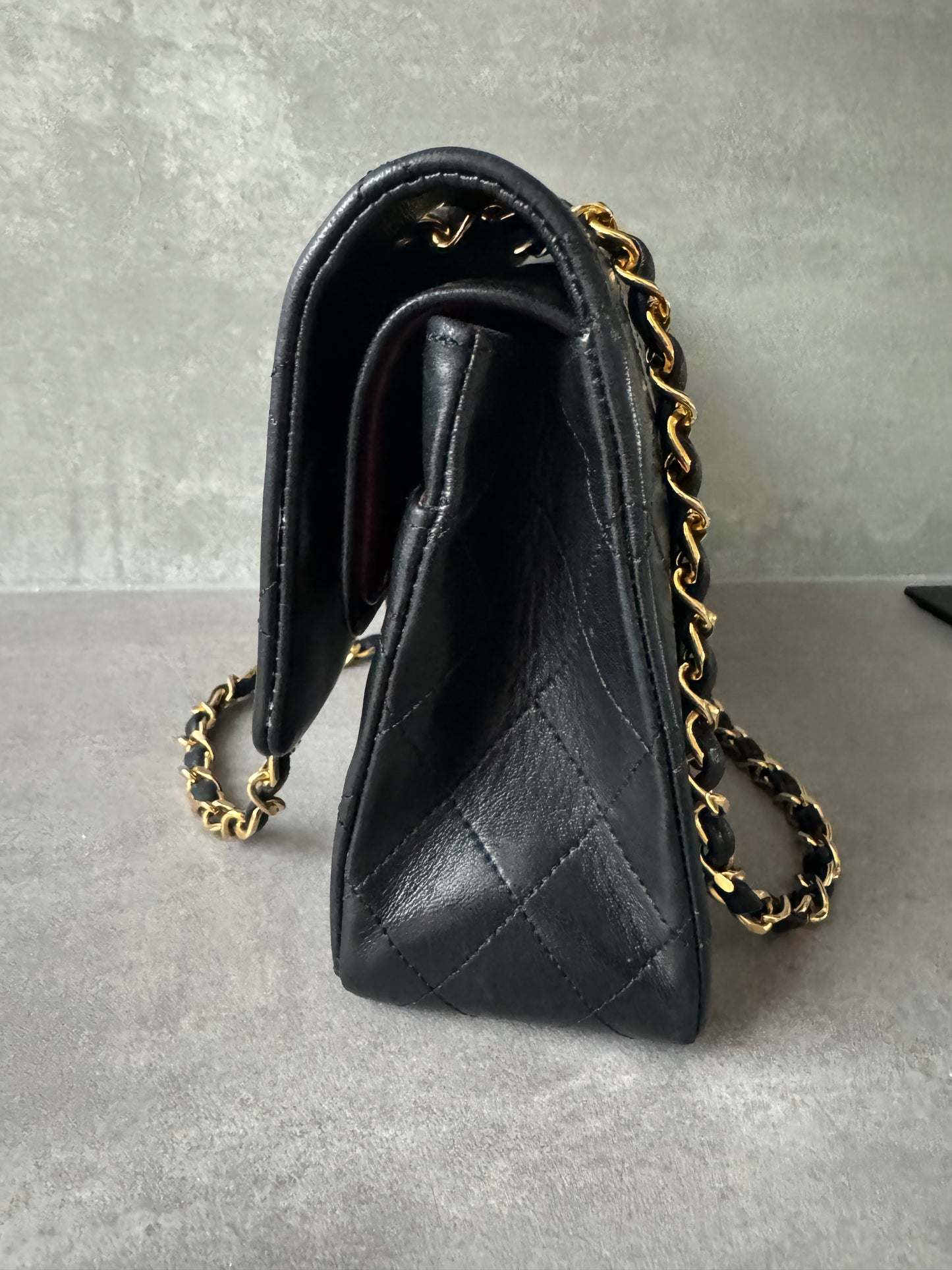 CHANEL Vintage Medium Double Flap Bag